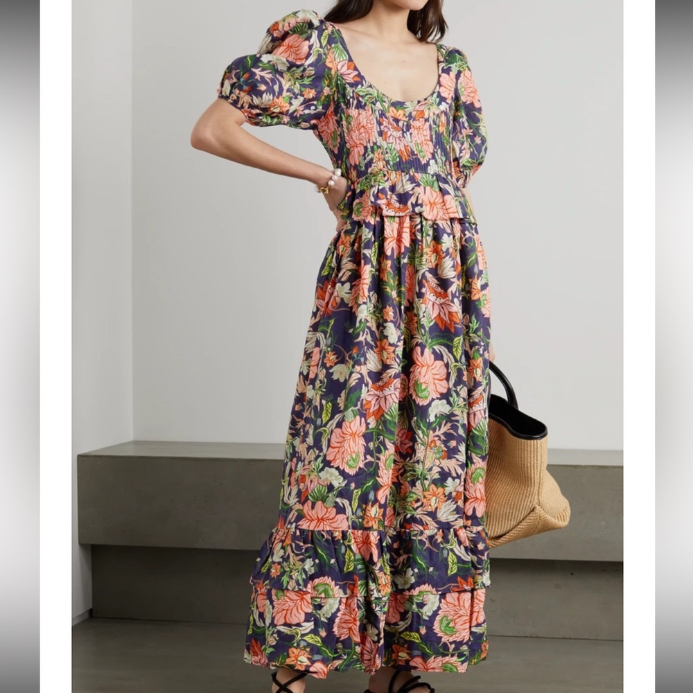 Stunning Lug Von Siga “Voila” tiered shirred linen peplum midi dress.